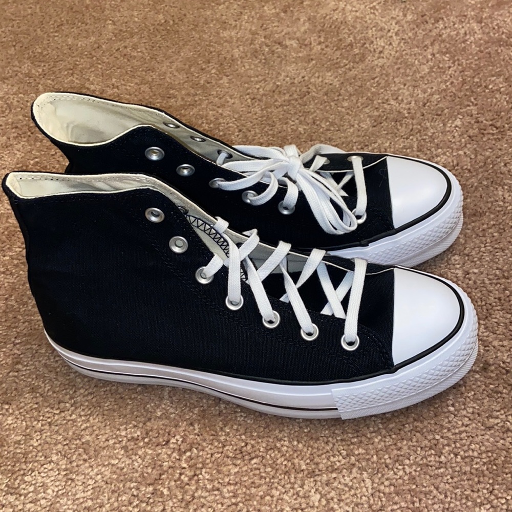Black converse